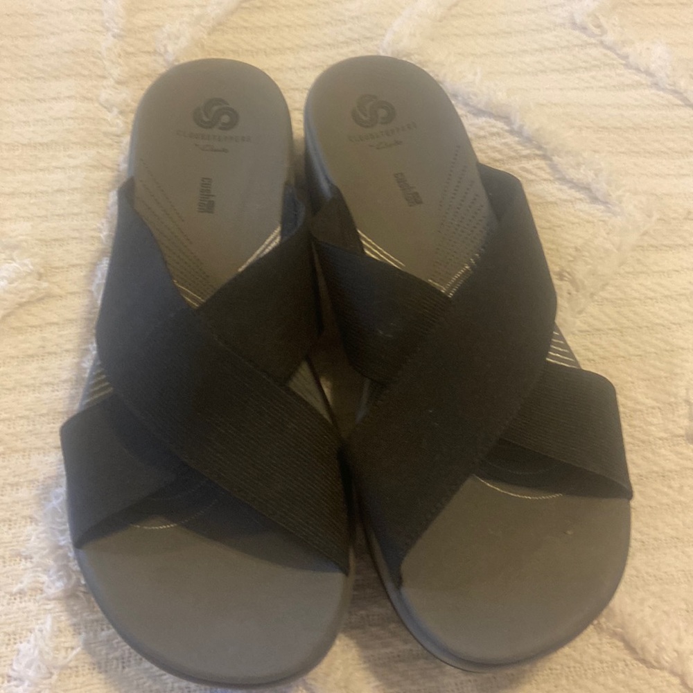 Clarks Cloudsteppers Crisscross Slide